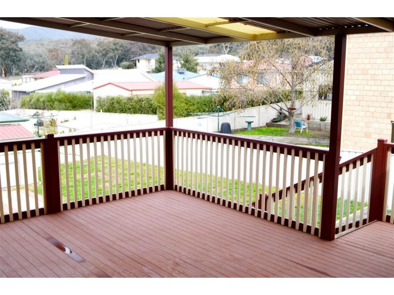 4 Harris Street, Tumut NSW 2720
