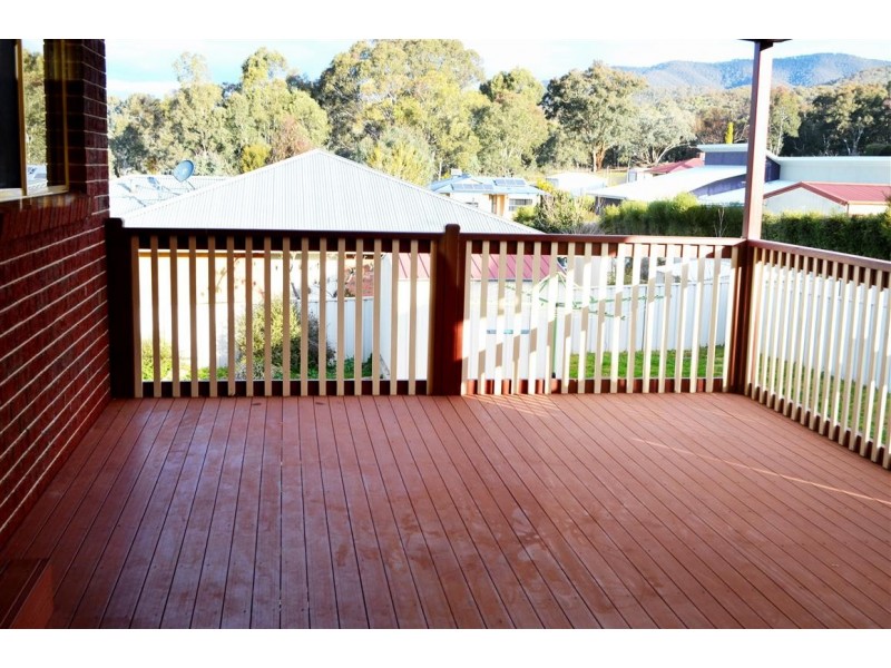 4 Harris Street, Tumut NSW 2720