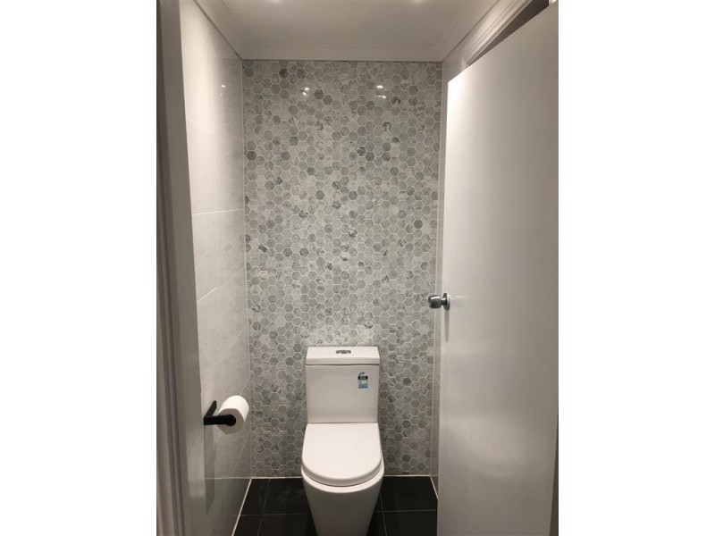 42 Carey Street, Tumut NSW 2720