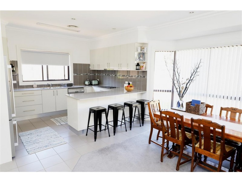 1/52 Simpson Street, Tumut NSW 2720