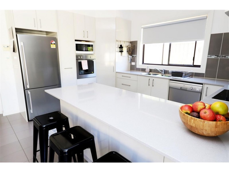 1/52 Simpson Street, Tumut NSW 2720