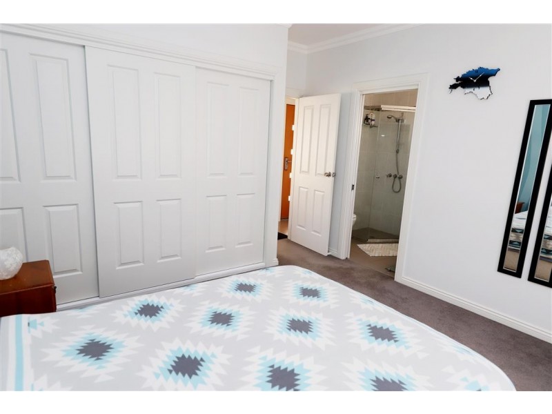 1/52 Simpson Street, Tumut NSW 2720