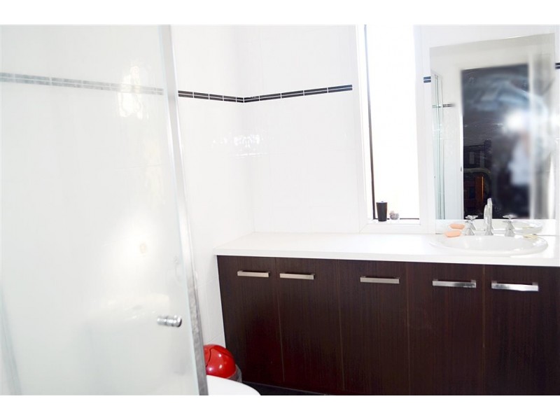 10 Green Street, Tumut NSW 2720