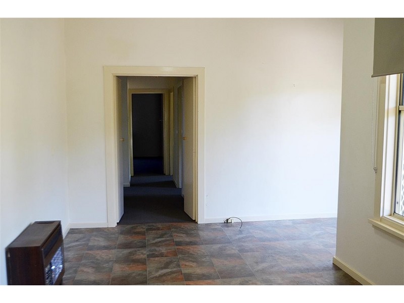 110 Herbert Street, Tumut NSW 2720