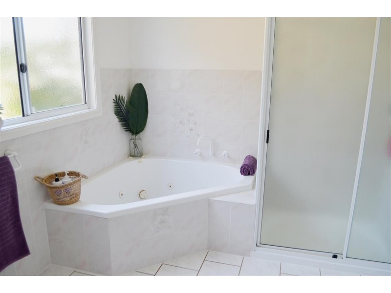 83 Broughton Street, Tumut NSW 2720