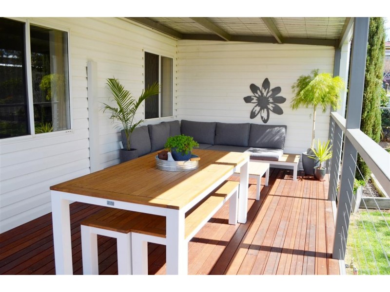 83 Broughton Street, Tumut NSW 2720