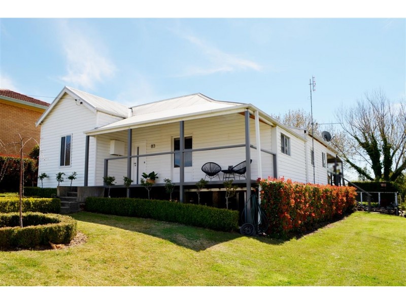 83 Broughton Street, Tumut NSW 2720