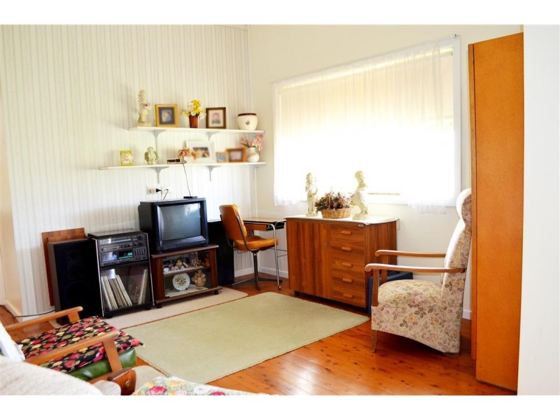 164 Bombowlee Avenue, Tumut NSW 2720