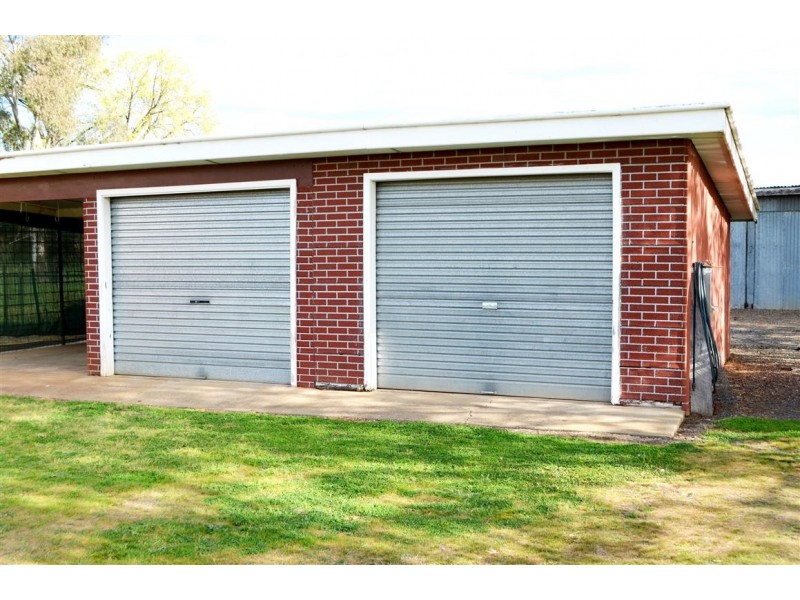 164 Bombowlee Avenue, Tumut NSW 2720