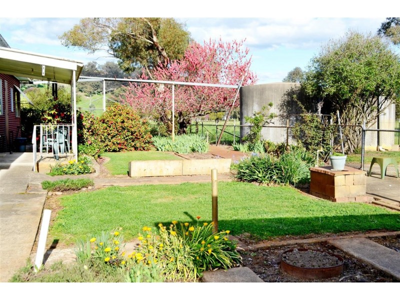 164 Bombowlee Avenue, Tumut NSW 2720