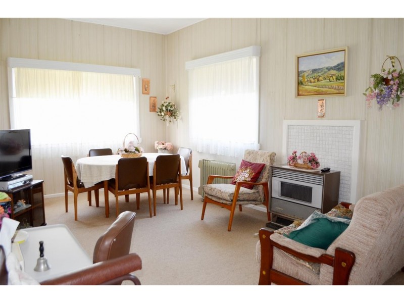 164 Bombowlee Avenue, Tumut NSW 2720