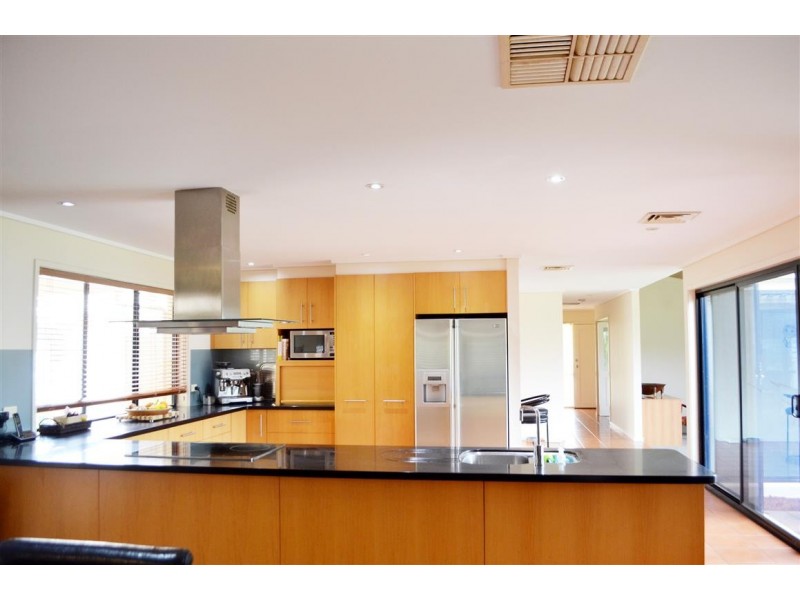 104 Blowering Road, Tumut NSW 2720