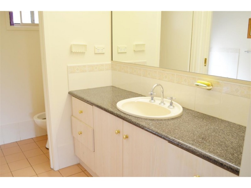 104 Blowering Road, Tumut NSW 2720