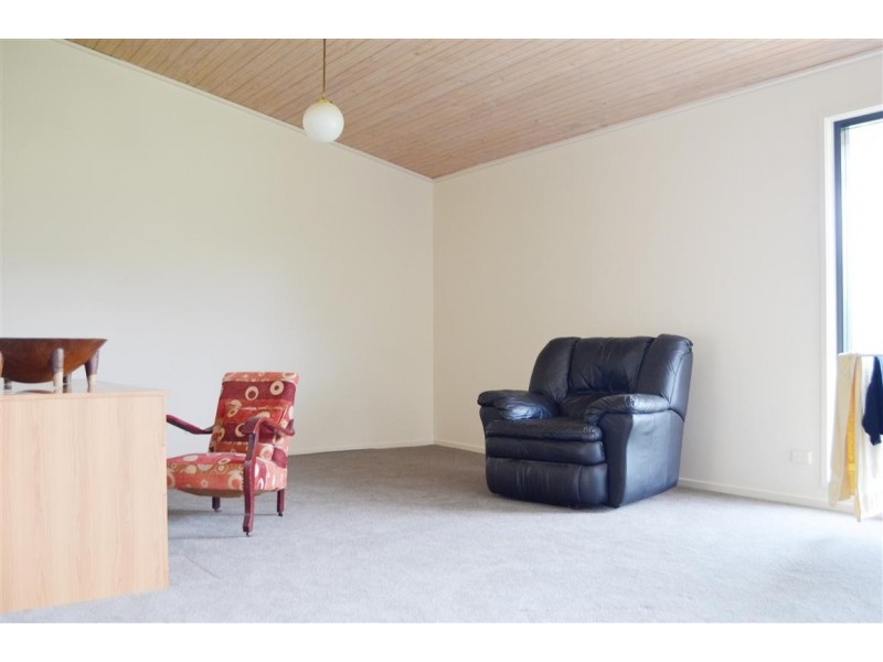 104 Blowering Road, Tumut NSW 2720