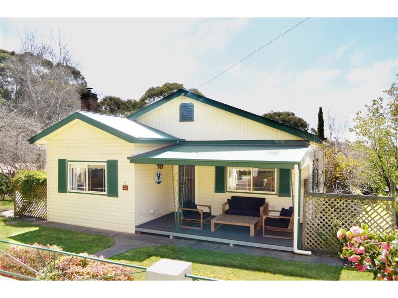 28 Batlow Avenue, Batlow NSW 2730