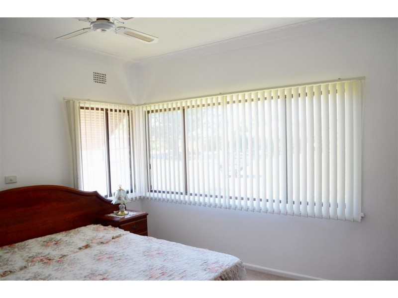 5 Howick Street, Tumut NSW 2720