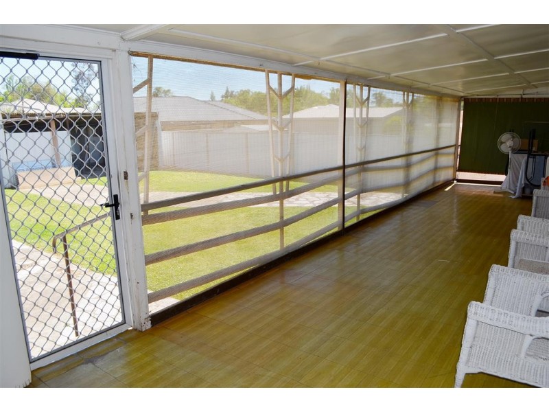 5 Howick Street, Tumut NSW 2720