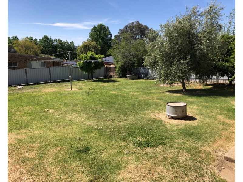 97 Broughton Street, Tumut NSW 2720