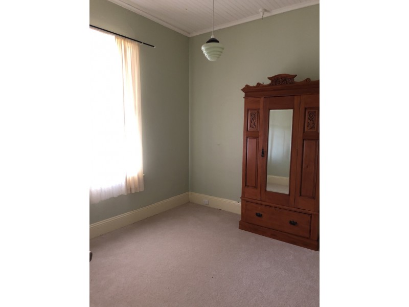 6 Virgil Street, Gundagai NSW 2722