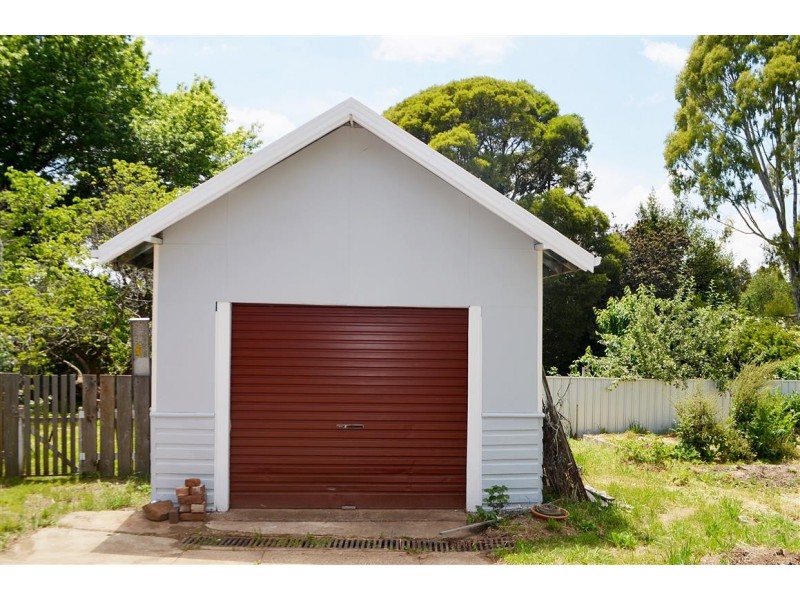 15 Nellis Street, Batlow NSW 2730