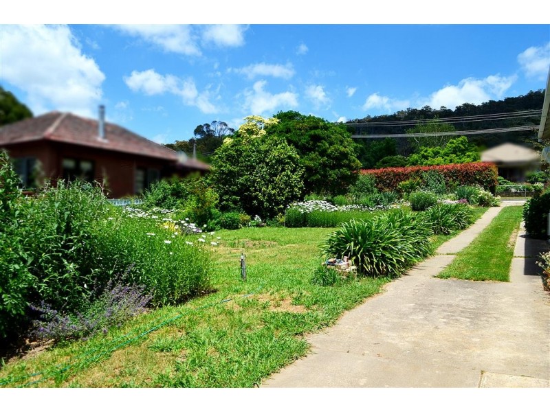 15 Nellis Street, Batlow NSW 2730