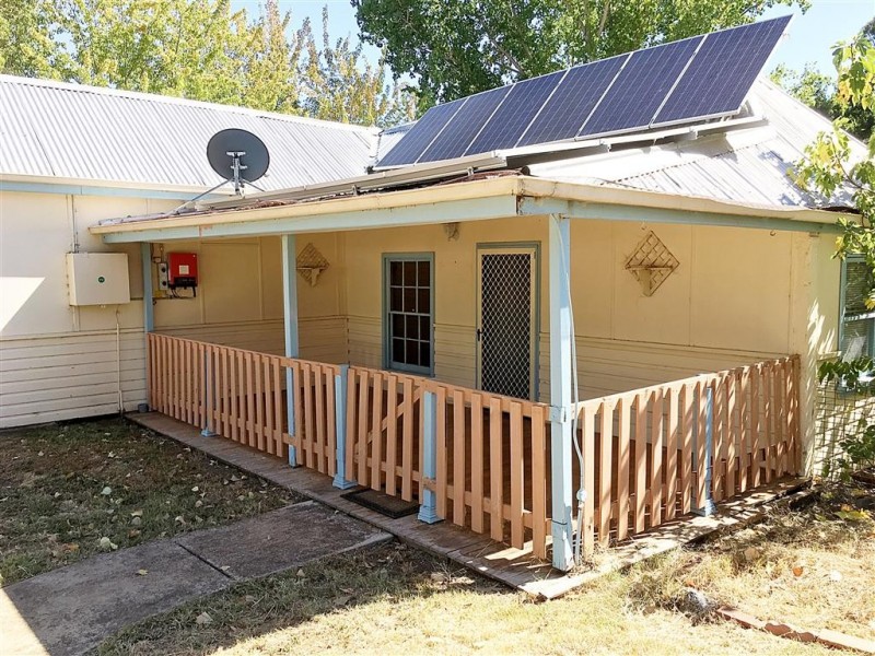 22 Quartz Street, Adelong NSW 2729