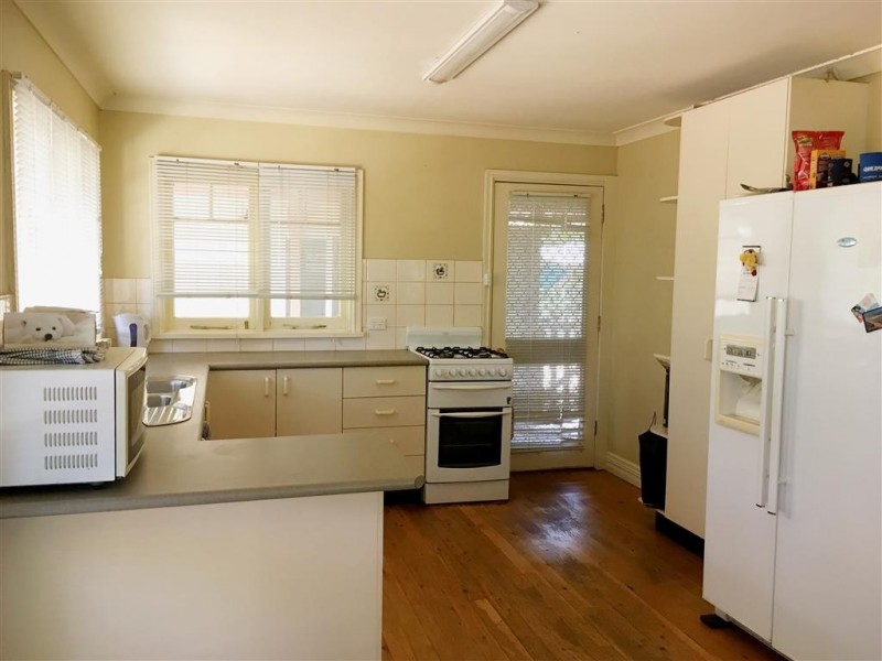 22 Quartz Street, Adelong NSW 2729