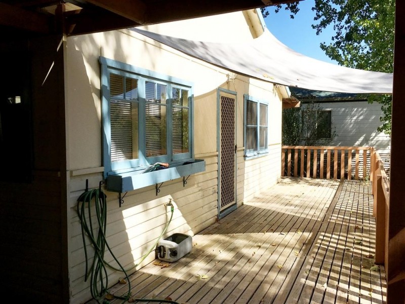 22 Quartz Street, Adelong NSW 2729