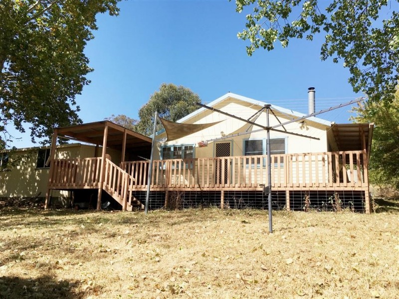 22 Quartz Street, Adelong NSW 2729