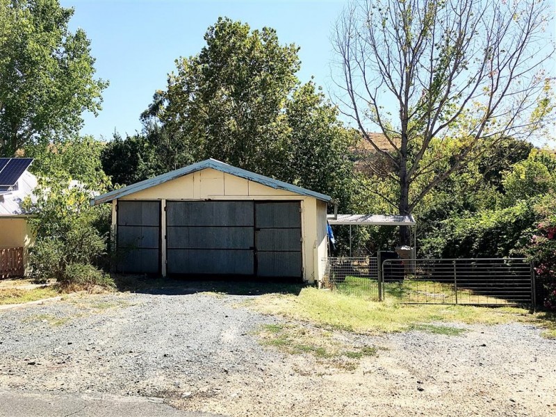22 Quartz Street, Adelong NSW 2729