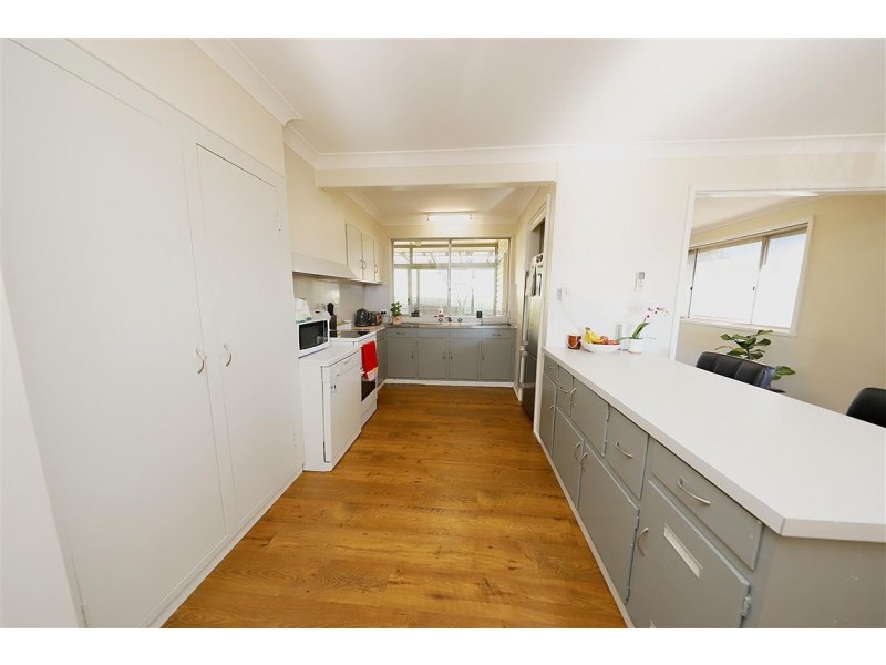 66 Clarke Street, Tumut NSW 2720