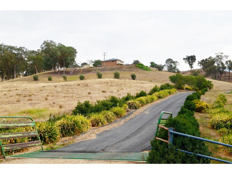 2/178 Smarts Road, Tumut NSW 2720