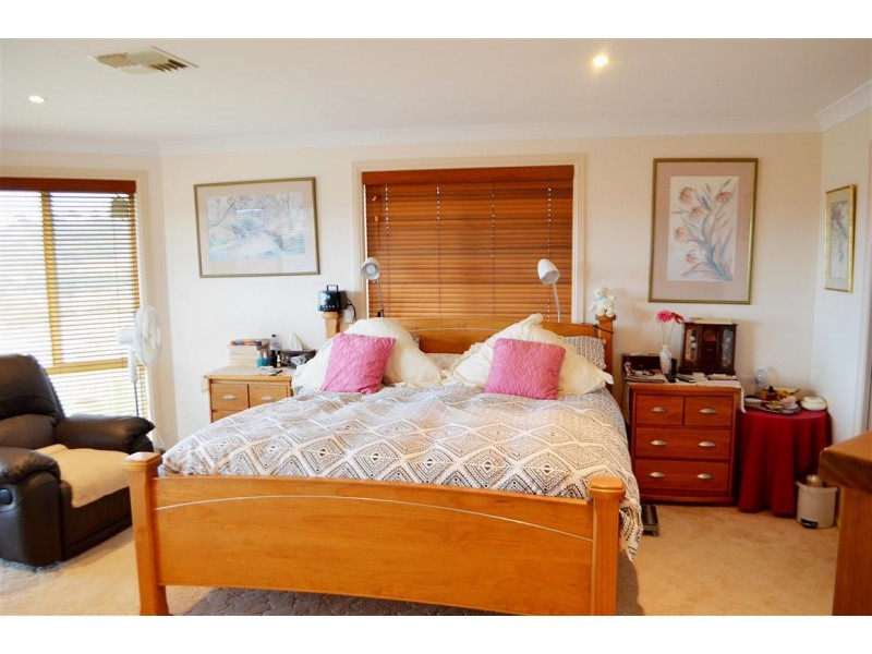 2/178 Smarts Road, Tumut NSW 2720