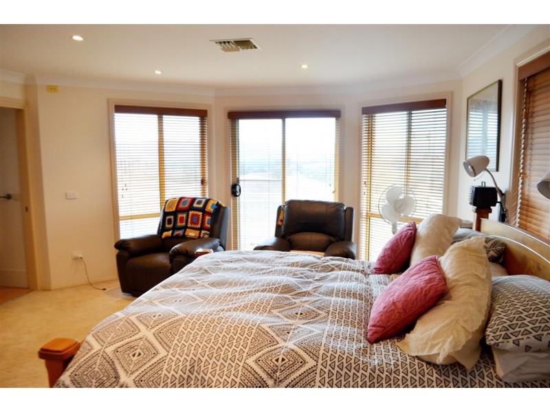 2/178 Smarts Road, Tumut NSW 2720