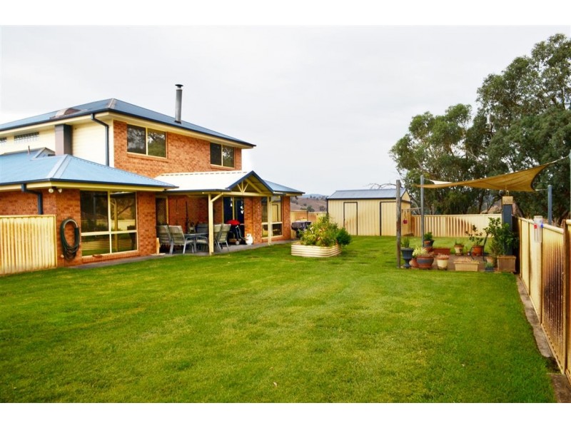 2/178 Smarts Road, Tumut NSW 2720