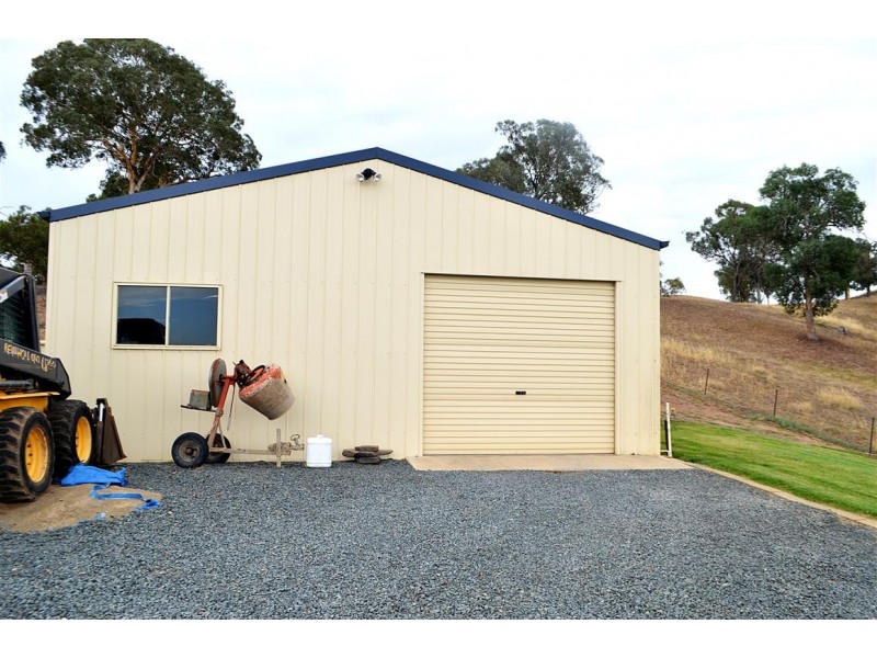 2/178 Smarts Road, Tumut NSW 2720