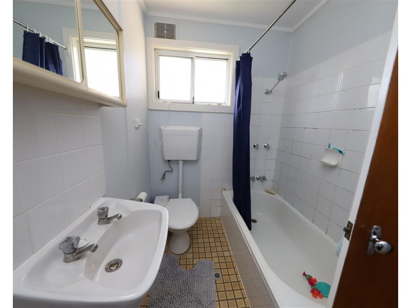 59 Clarke Street, Tumut NSW 2720