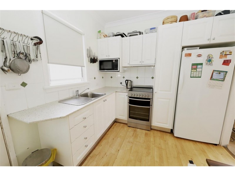 114 Broughton Street, Tumut NSW 2720