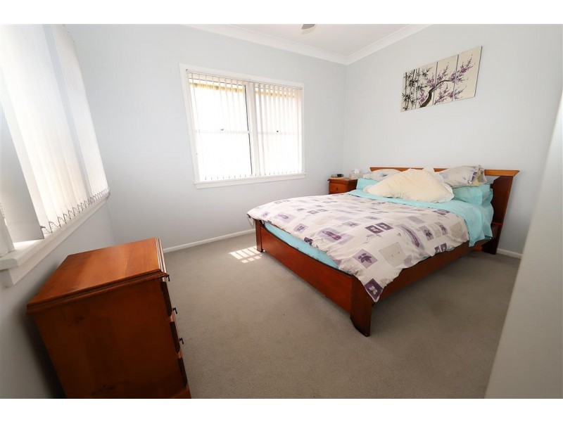 114 Broughton Street, Tumut NSW 2720
