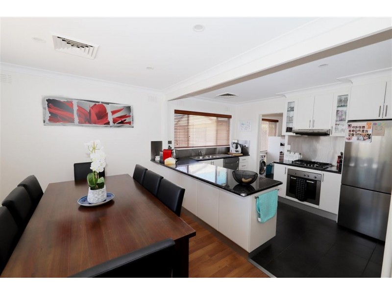 34 Clarke Street, Tumut NSW 2720