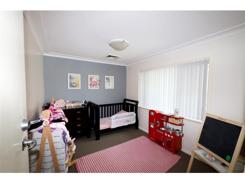 34 Clarke Street, Tumut NSW 2720