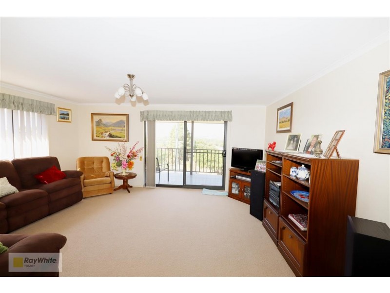 33 Simpson Street, Tumut NSW 2720