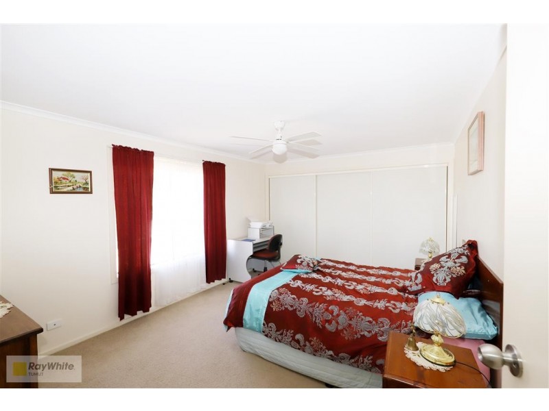 33 Simpson Street, Tumut NSW 2720