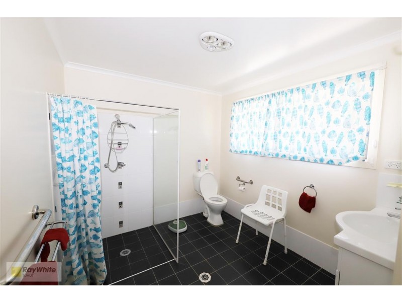 33 Simpson Street, Tumut NSW 2720