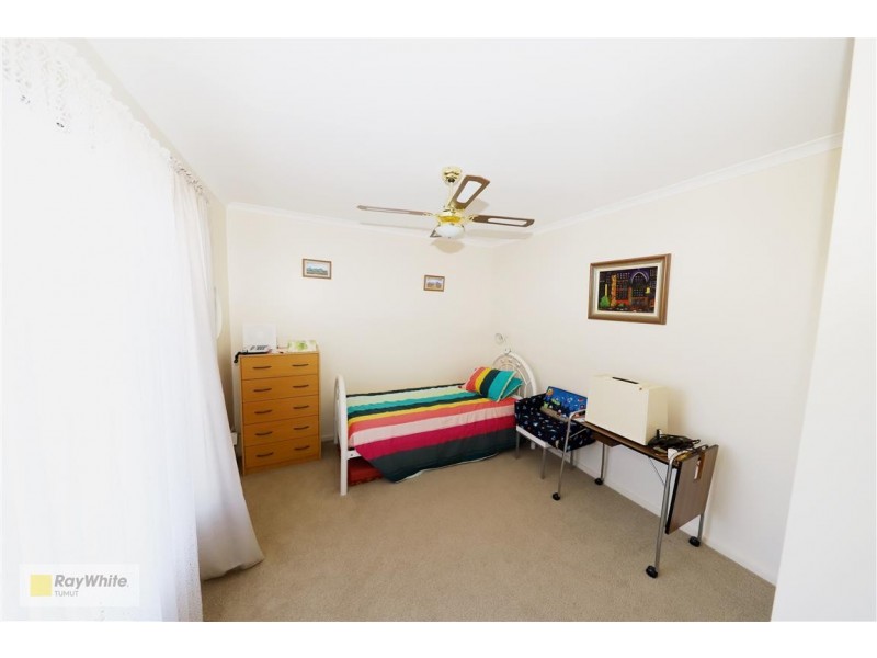 33 Simpson Street, Tumut NSW 2720