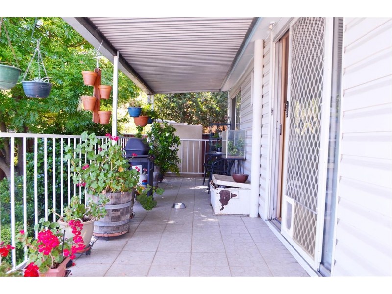 4 Lambie Street, Tumut NSW 2720