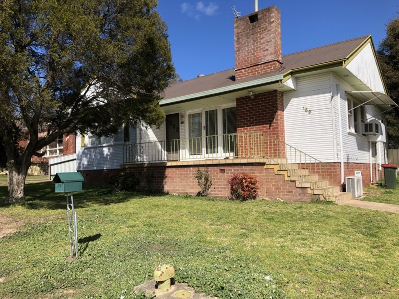 159 Simpson Street, Tumut NSW 2720