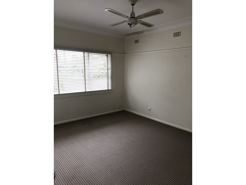 159 Simpson Street, Tumut NSW 2720