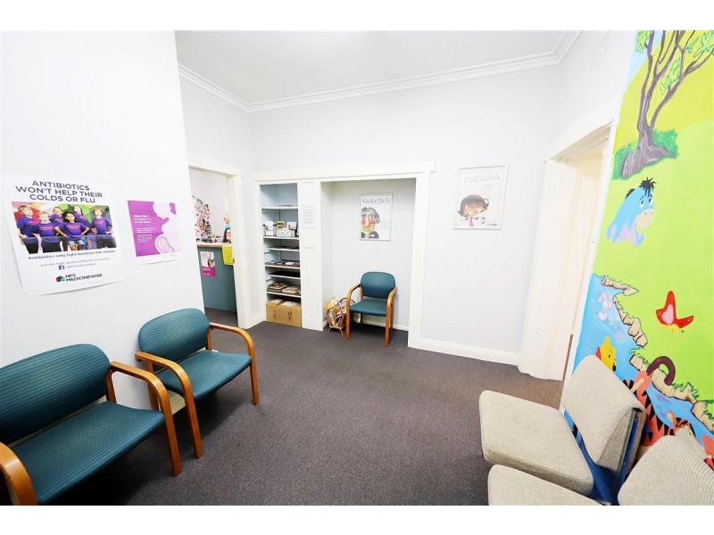 32 Merivale Street, Tumut NSW 2720