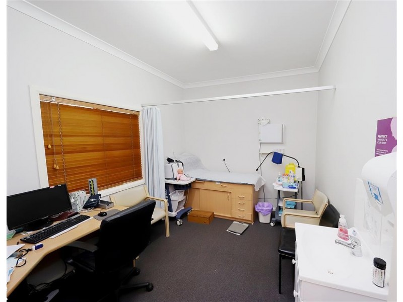 32 Merivale Street, Tumut NSW 2720